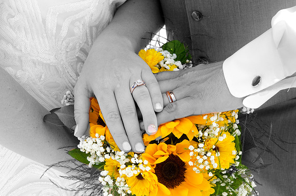 Auman_Photo-297c bw w color