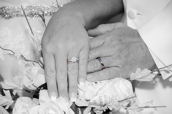 auman_photo-270c bw with color