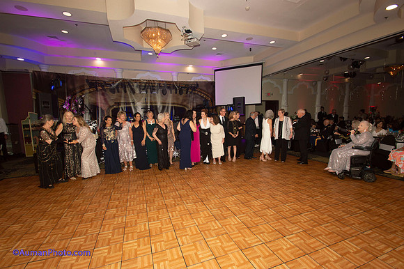 Auman_Photo230