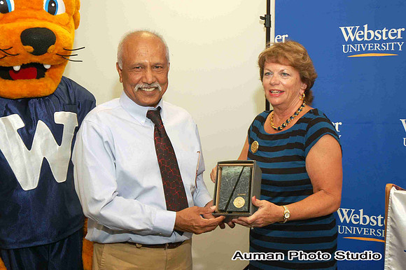Auman_photo-057