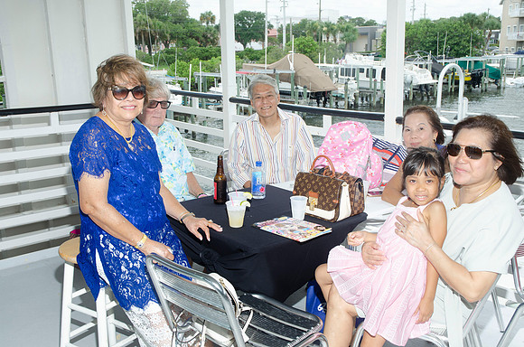 Auman_Photo-050