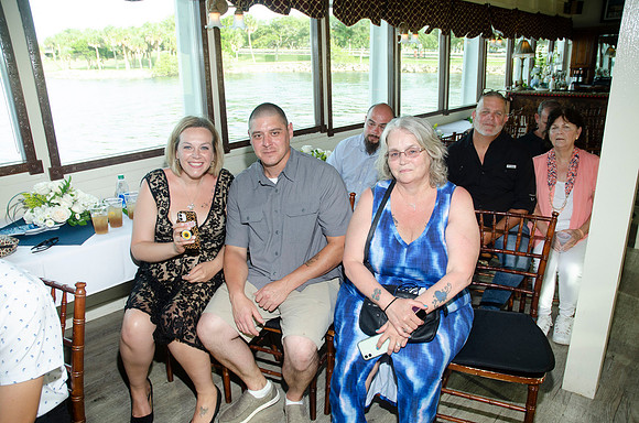 Auman_Photo-050
