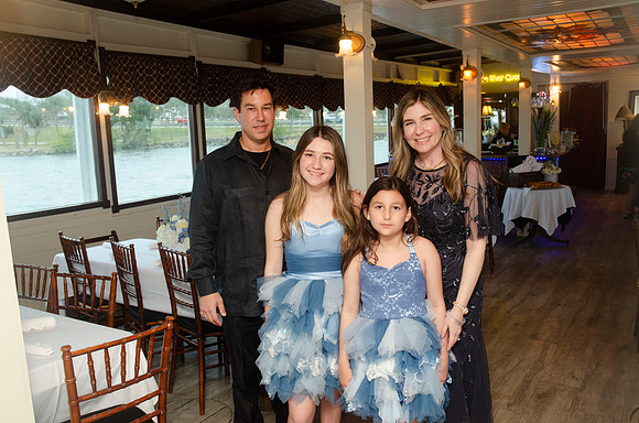 Auman_Photo032