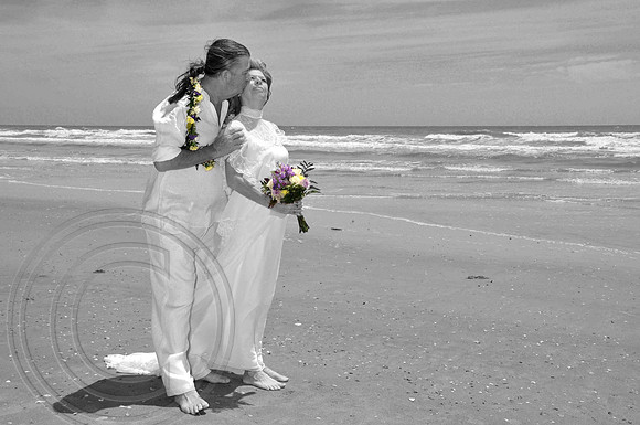 auman_photo-117c bw wcolor