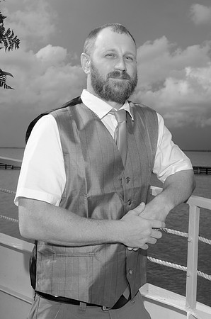 Auman_Photo-045c bw